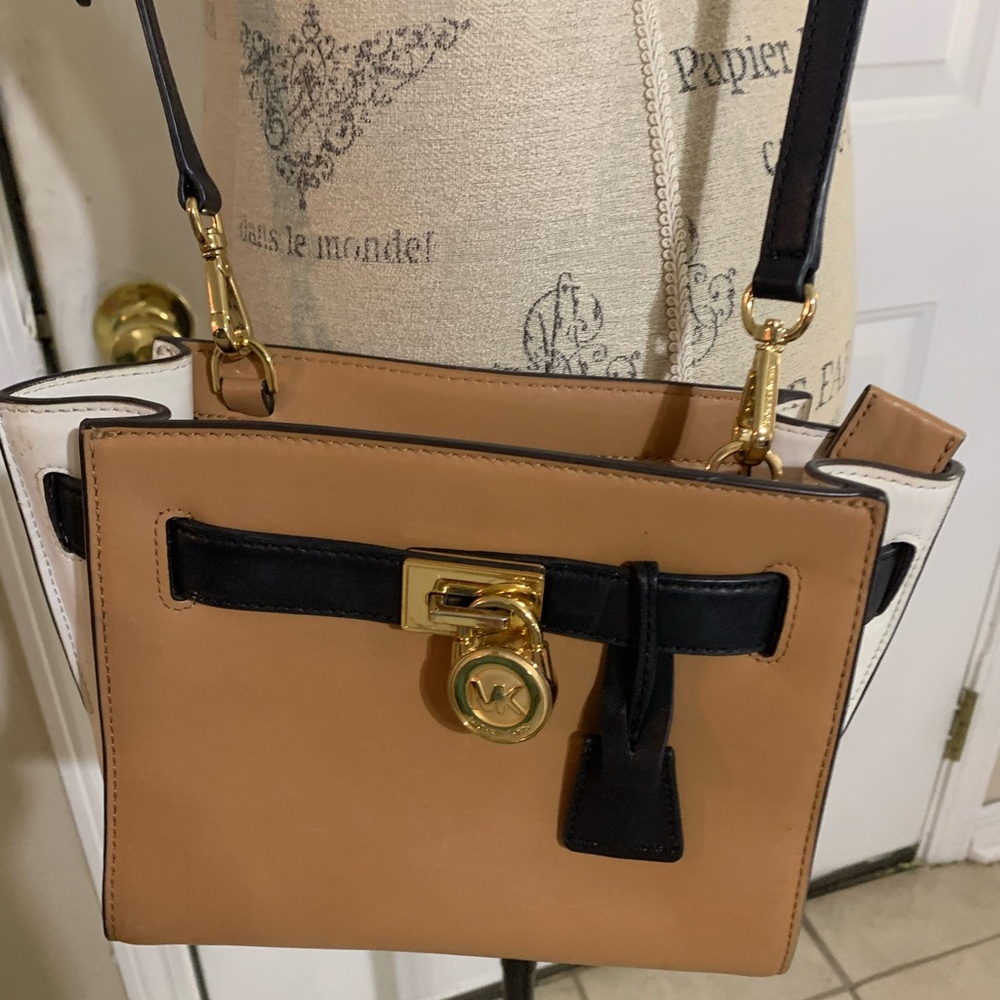 Michael Kors White, Tan and Black Tricolor Shoulder Bag New w/o tags
